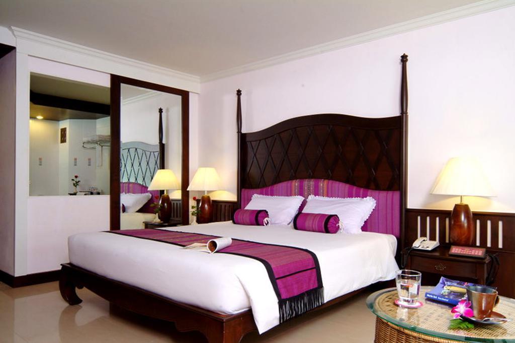 Methavalai Hotel Ча Ам Екстериор снимка